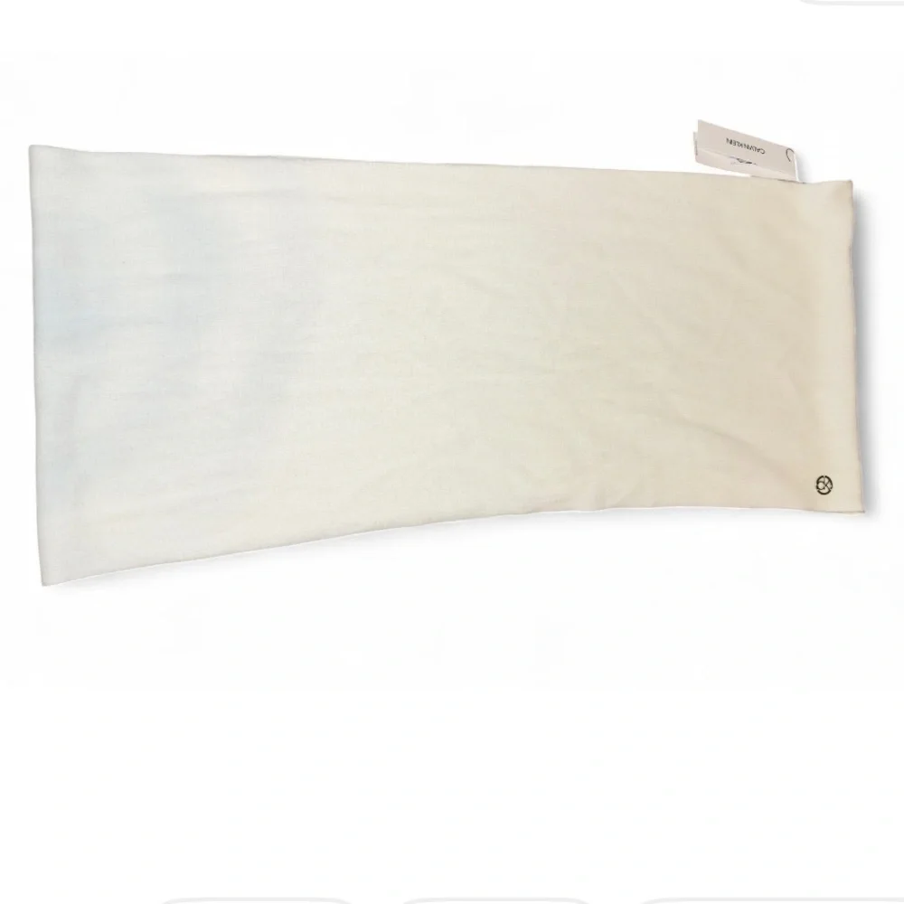 NWT Calvin Klein infinity loop Scarf with Logo Accent